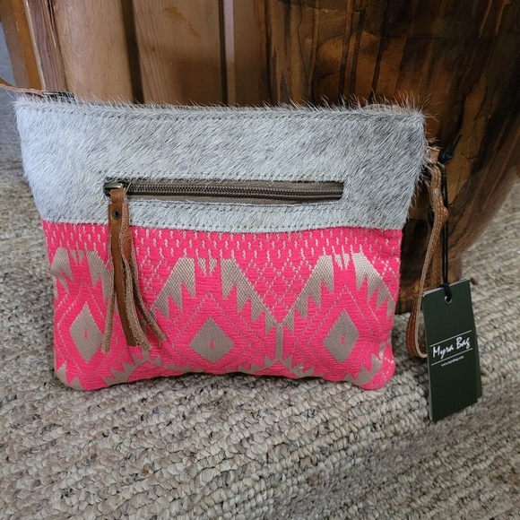 Myra Bag Handbags - NWT Myra Pink Leather Pouch